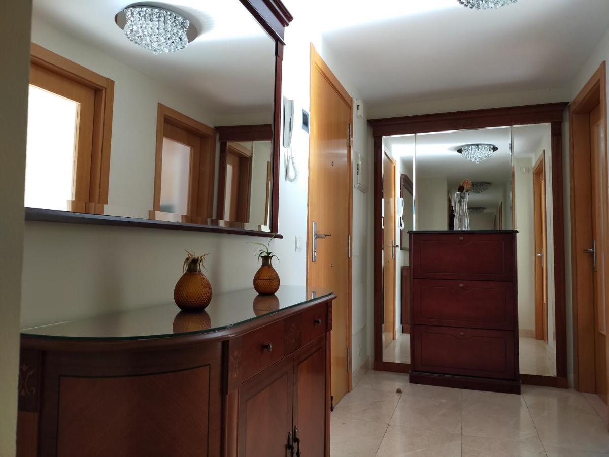 Ferienwohnung Paseo Maritimo Antonio Banderas Málaga Exterior foto